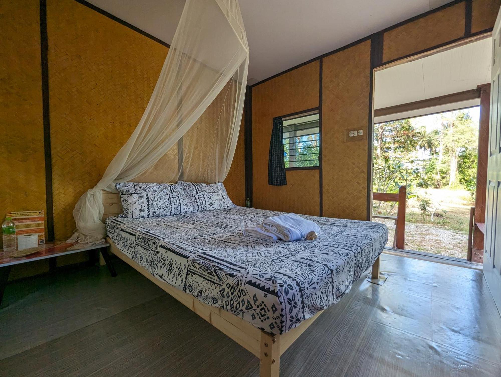 Neverland Beach Village Bungalows Ко-Ланта Екстер'єр фото